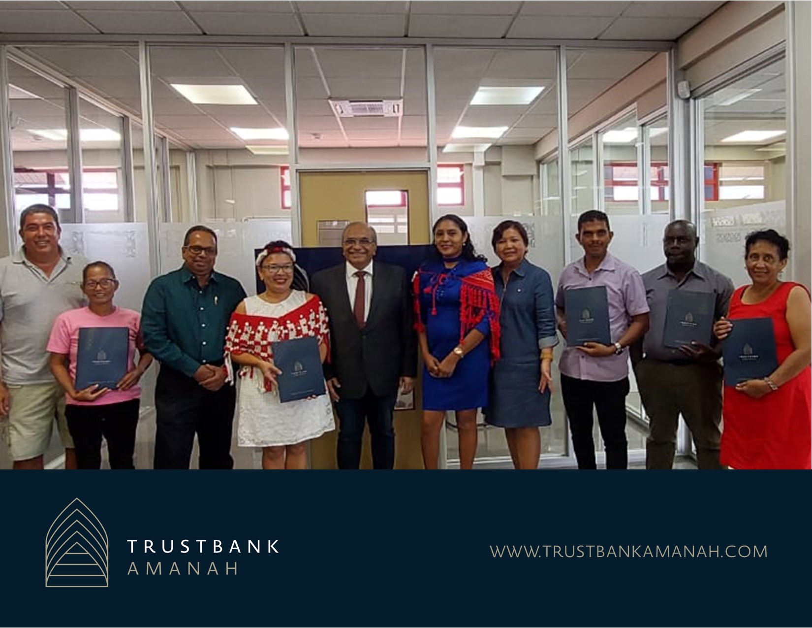 Trustbank Amanah Trustbank Amanah ondertekent eerste NOFA financieringsovereenkomsten met begunstigden